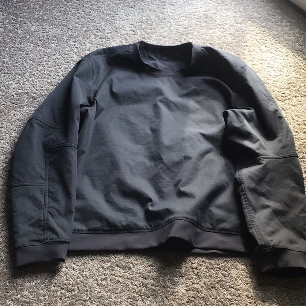 Lululemon men’s windbreaker sweatshirt